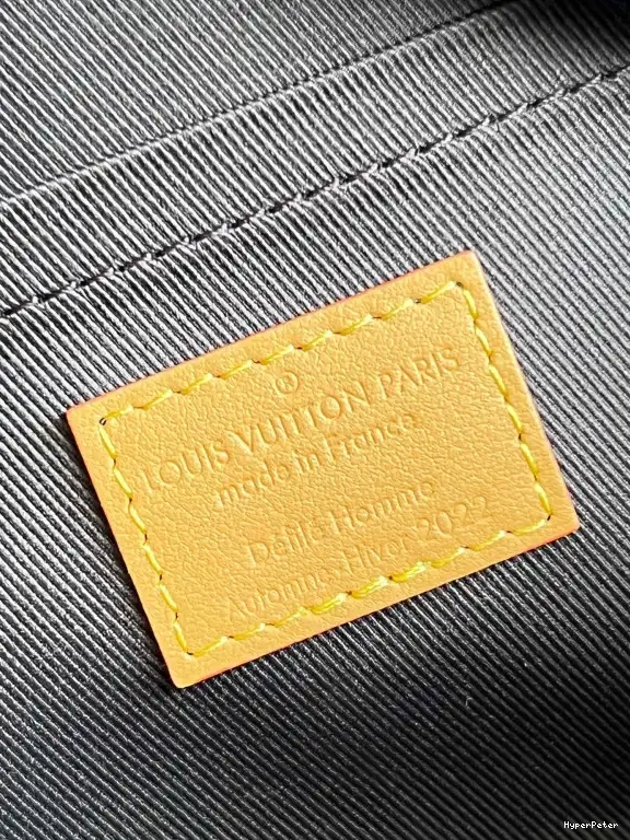 VUITTON TRUNK LOUIS SOFT 0630